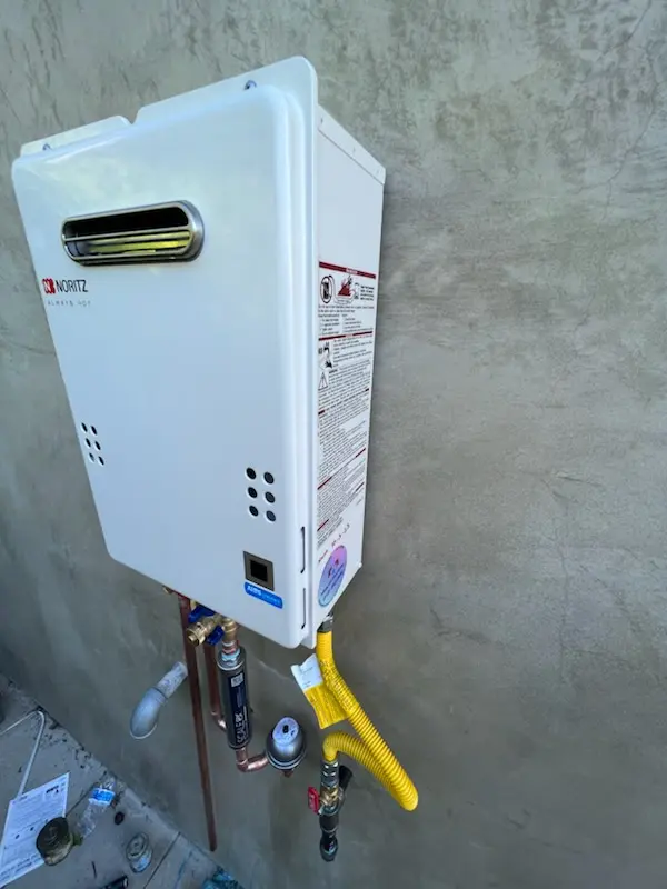 Tankless water heater installation for Central Area homes